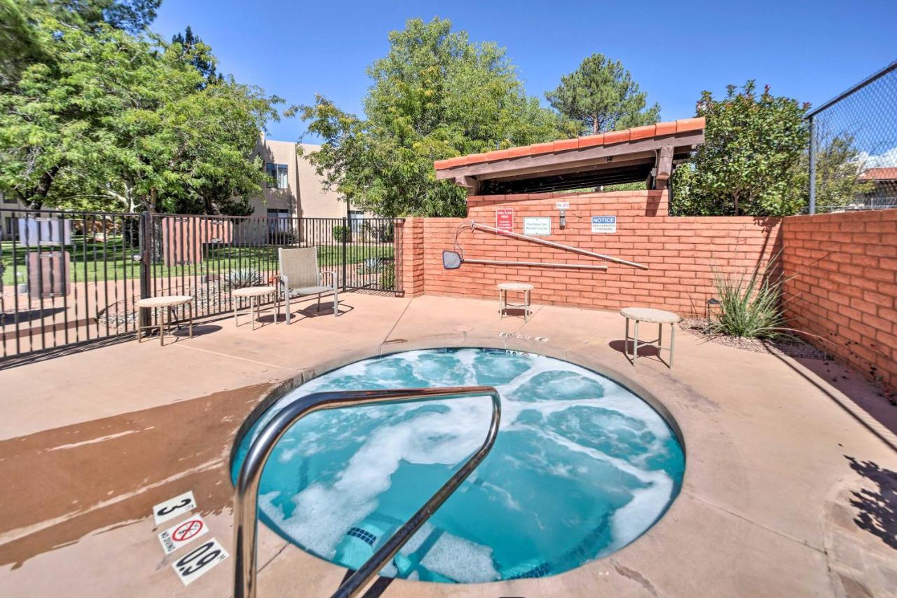 Cozy Sedona Oasis With Pool And Hot Tub Access! Apartment Bagian luar foto