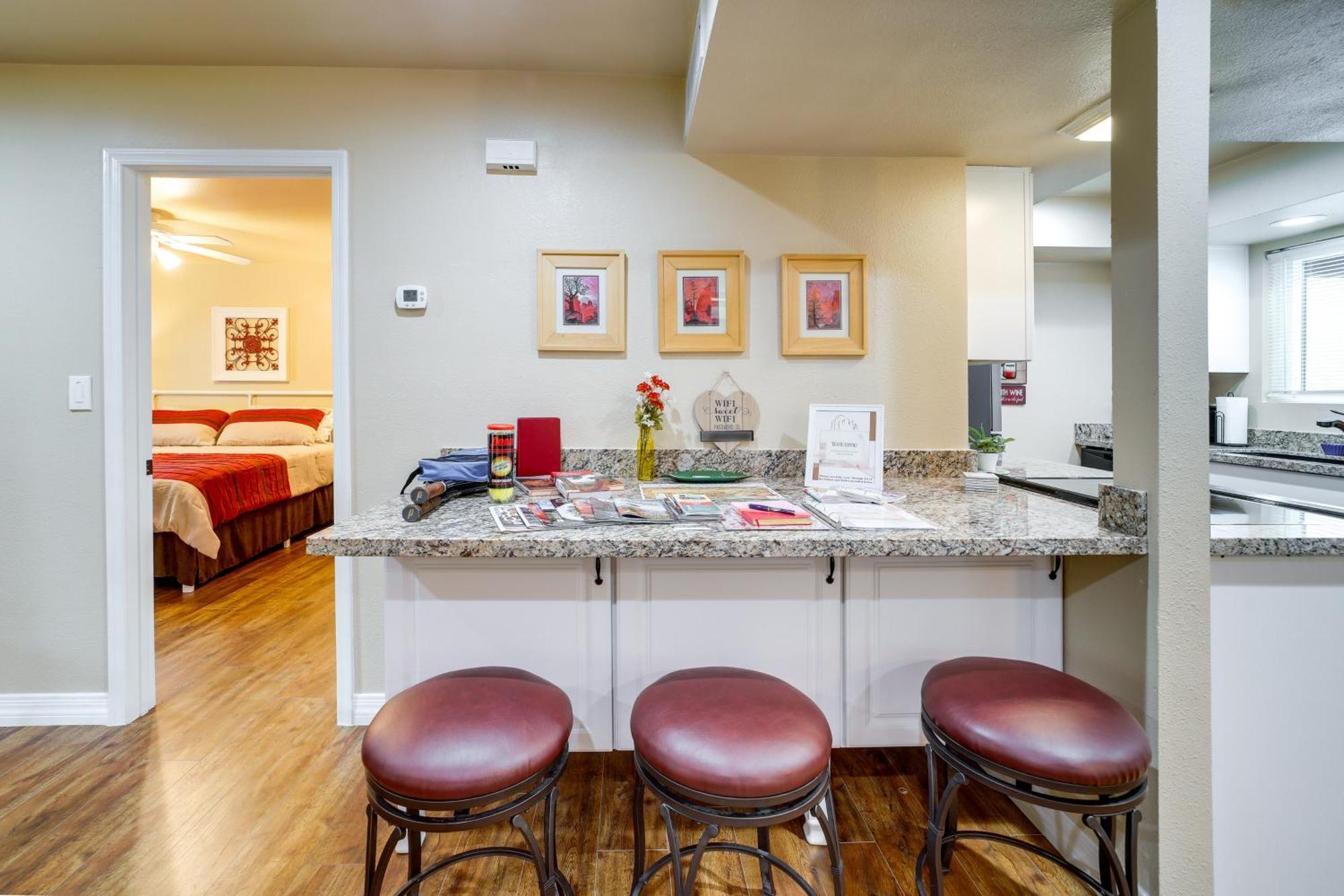 Cozy Sedona Oasis With Pool And Hot Tub Access! Apartment Bagian luar foto
